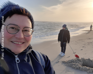 Monika und Fritz am strand